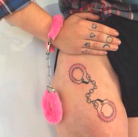 Рожевий наручники з хутром (ігрові наручники)