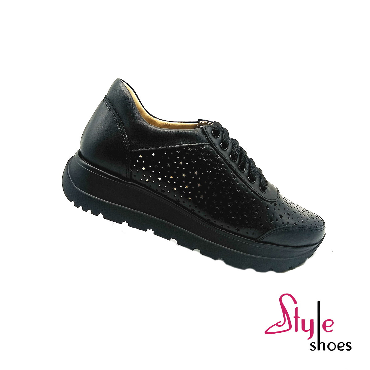 Жіночі кросівки у чорному кольорі з перфорацією “Style Shoes”