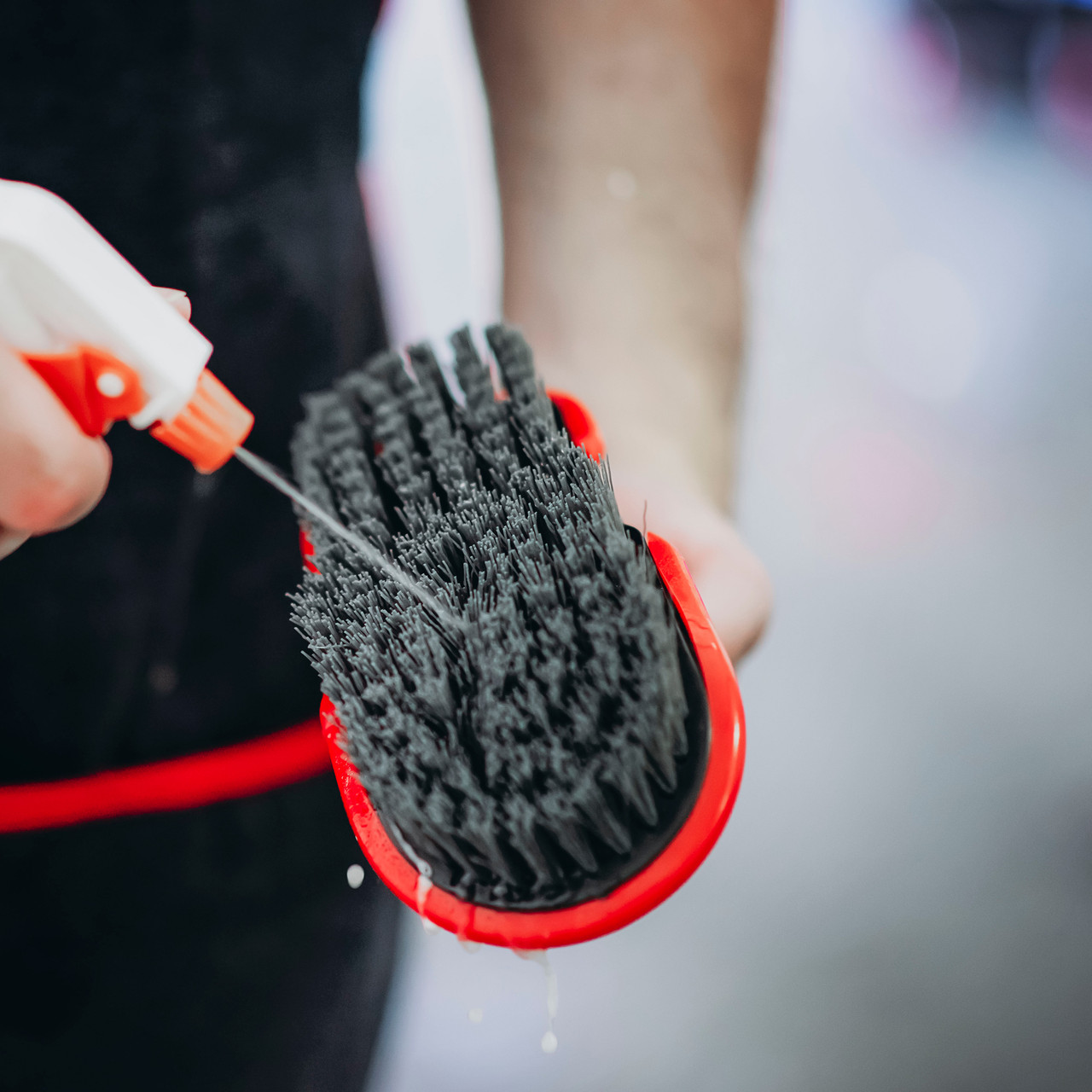 Жесткая щетка для чистки резины MaxShine Tire and Carpet Cleaning Brush - фото 4 - id-p1672121957