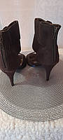 Замшевые стильные женские босоножки на шпильке 10см, босоножки натуральные шоколадного цвета Италия размер 40