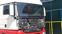 Замена лобового стекла на грузовике MAN TGX 26.400  в городе Вознесенск 6