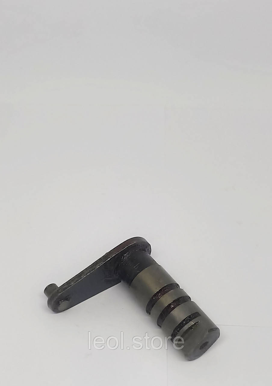 Валик включення зчеплення ВОМ МТЗ 70-1601140