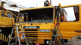 Замена лобового стекла на грузовике Scania серия 3 в Орджоникидзе  9