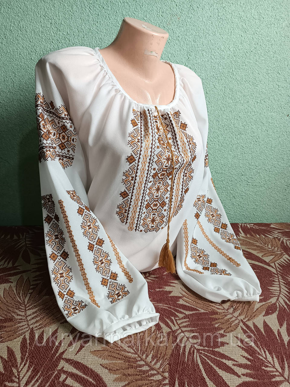 Вишита жіноча шифонова сорочка "Соколівська"