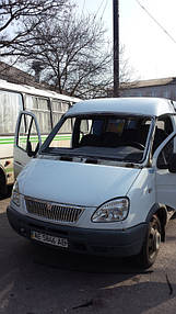 Замена лобового стекла на микроавтобусе Газель в Томаковке 2