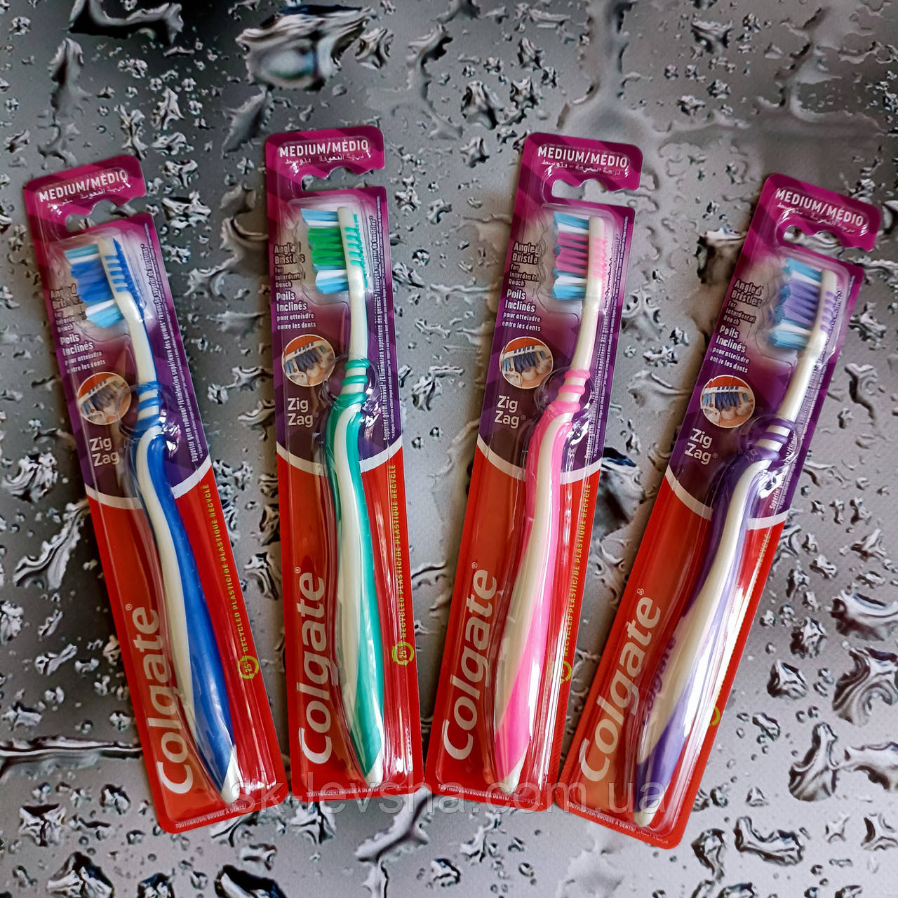 Зубна щітка Colgate Zig Zag® Medium