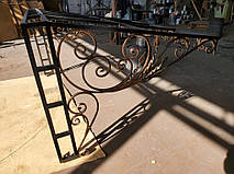 Кованый козырек над входом 2