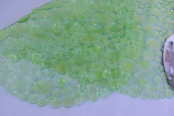 Килимок силіконовий Bubble 68*37 см Зелений