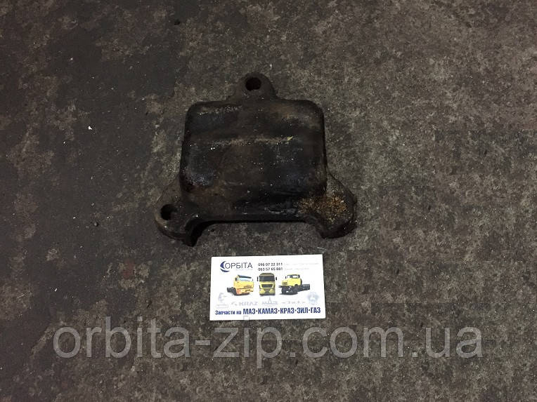200-2902450 Кришка переднього кронштейна передньої ресори КРАЗ (ХРАНЕННЯ)