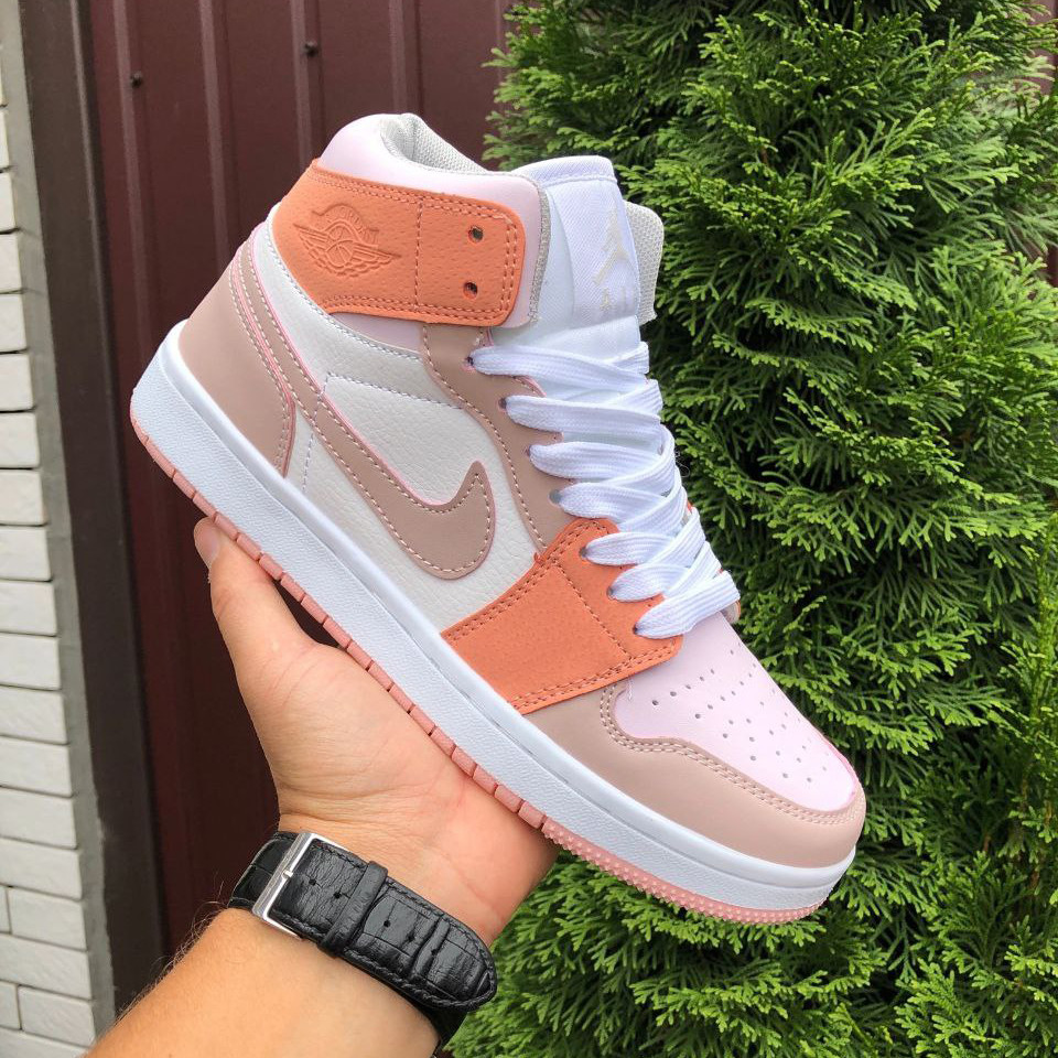 Жіночі кросівки Nike Air Jordan шкіряні молодіжні демісезонні різнокольорові