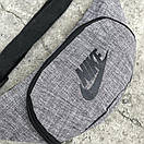 Легка поясна сумка тканинна сірого кольору, фото 3