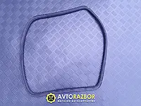 Уплотнитель глухого секла заднего на Mazda MPV I 1995 - 1999 год
