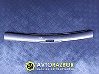 Накладка скобы замка багажника универсал Volkswagen VW Passat B5 1997 - 2005