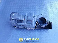 Корпус средней печки салона на Nissan Serena, Vanette E C23 1991-2001 год