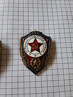 Нагрудный знак Отличник ВС советской армии
