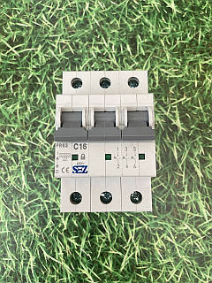 Автоматичний вимикач C16A 3P SEZ