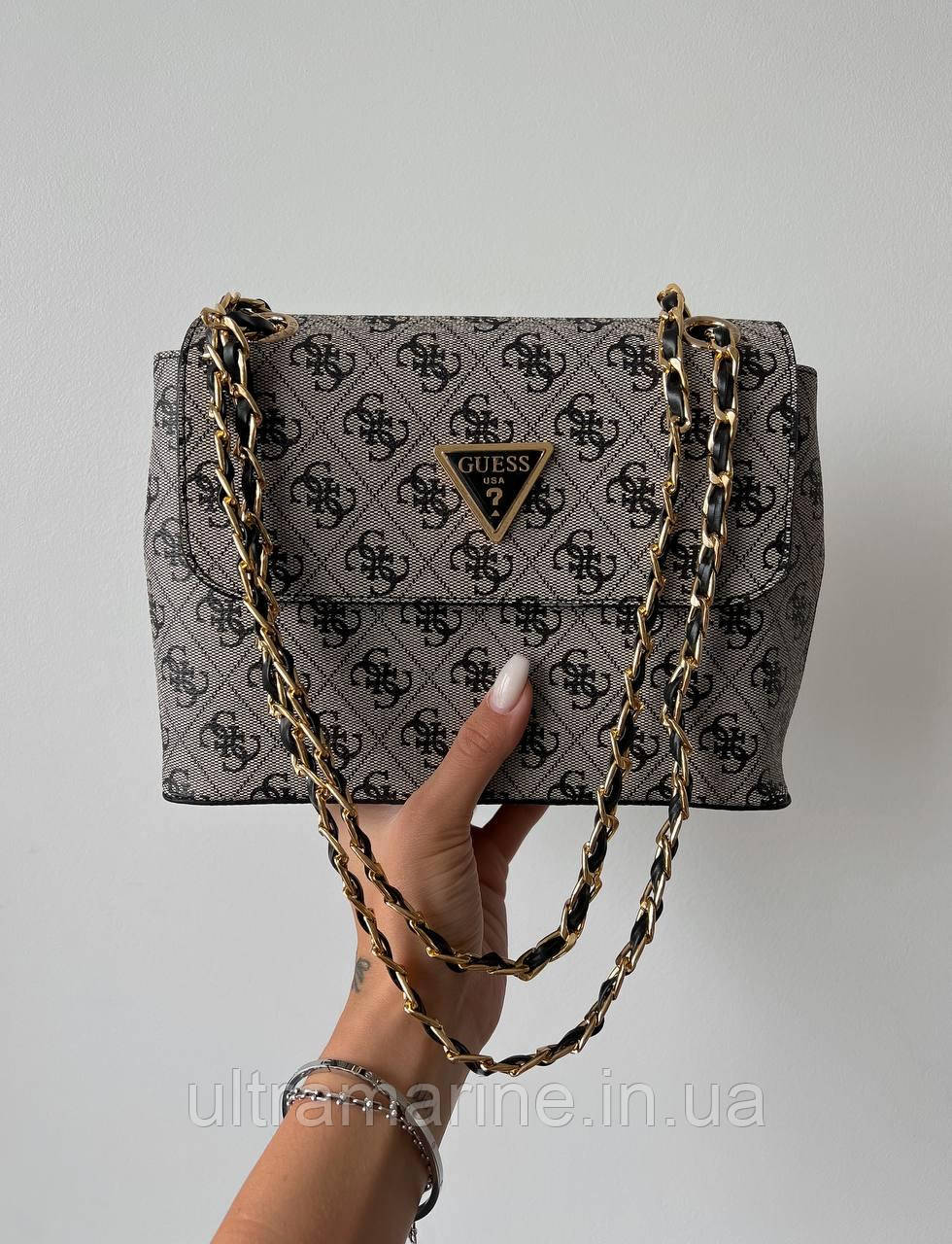 Модна жіноча сумочка Guess monogram 23х15см сірого кольору (якісна копія бренду Гесс, Туреччина)
