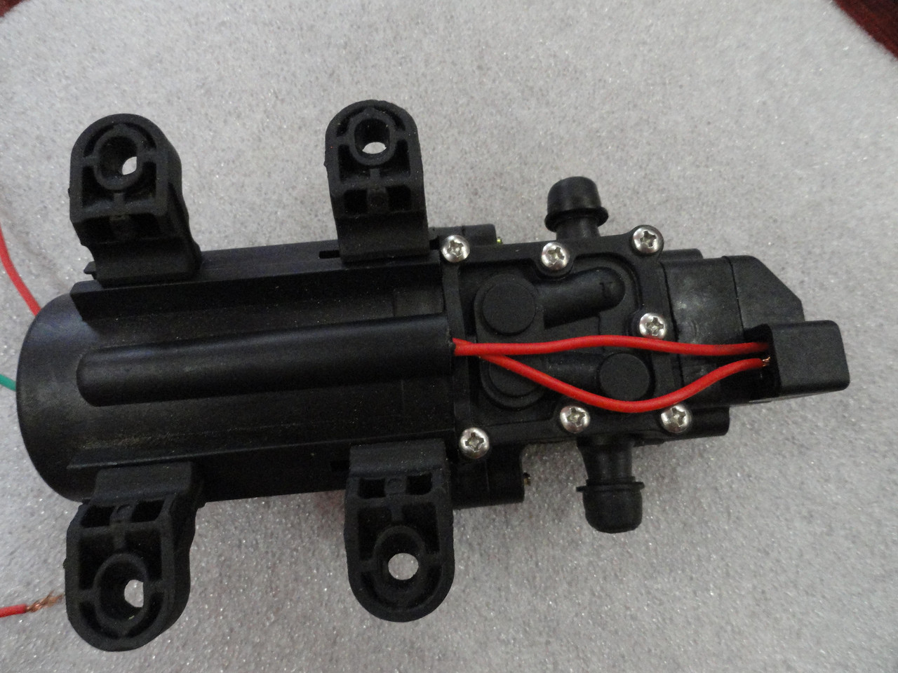 Купить Мембранный насос для воды KF-2203 12 вольт на опрыскиватель ...