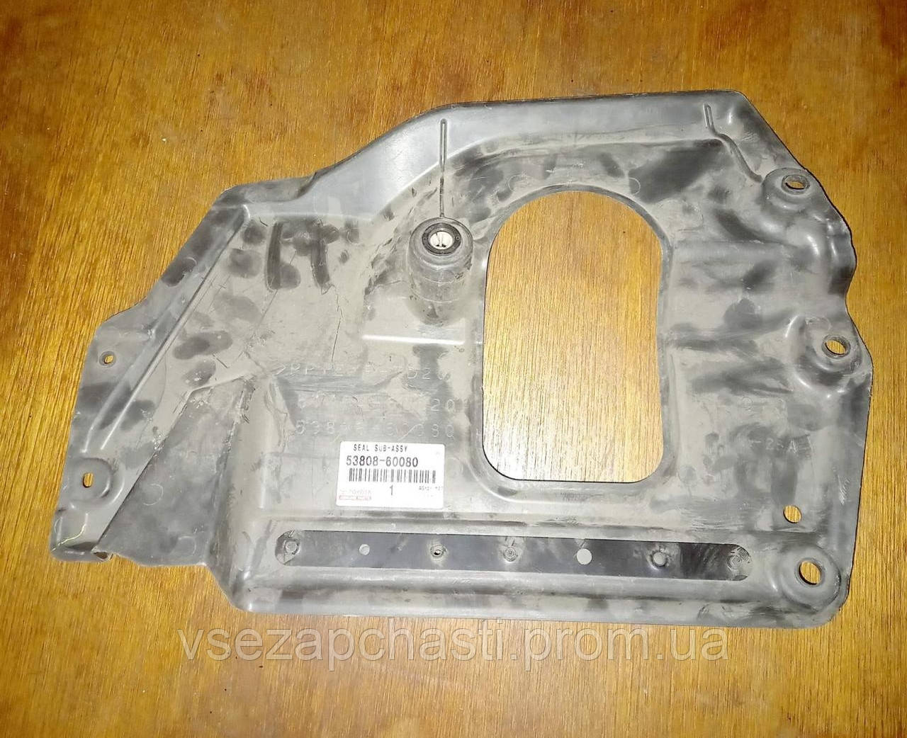 Пильовик двигуна лівий передній Toyota/Lexus 5380860080
