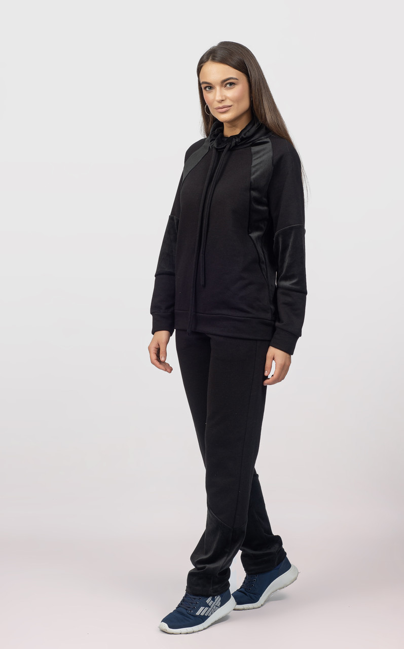 3968373618_w1280_h1280_20220901_1692.jpg (797×1280)