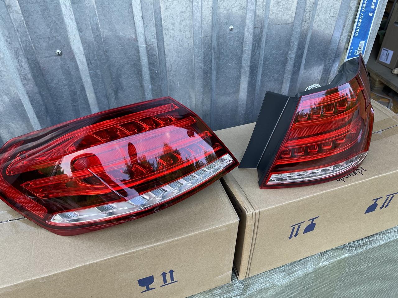 Задні ліхтарі Mercedes' E-Class W212 Рестайлінг Led
