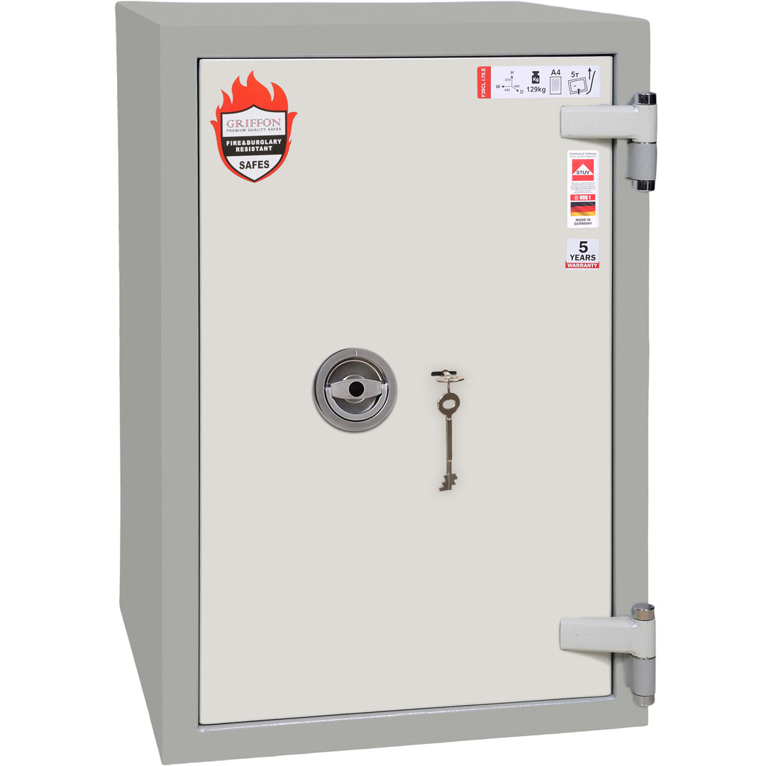 Вогнезломостійкий сейф GRIFFON F.30CLI.70.K