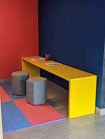 Барна стійка з масиву ясена