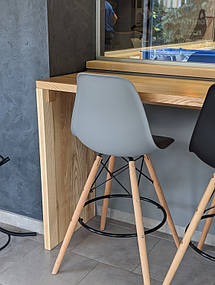 Барна стійка з масиву ясена