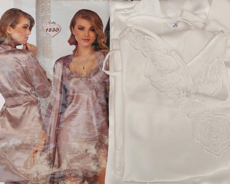 Жалаңаш қыздардың үйдегі фотосуреттері