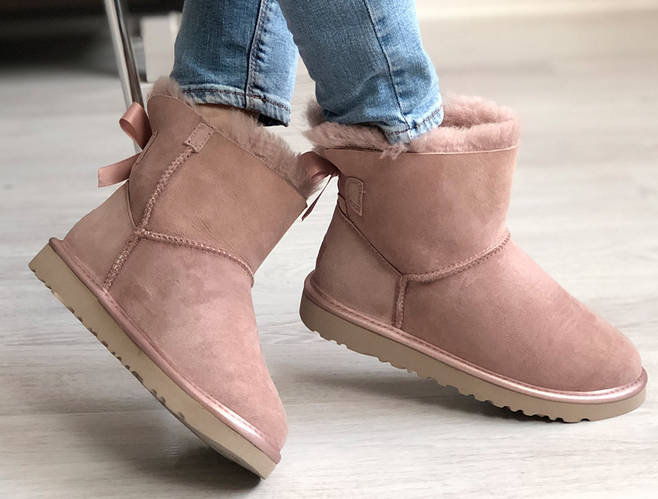 Купить Женские Угги розовые низкие с бантиком, натуральная замша МЕХ ...