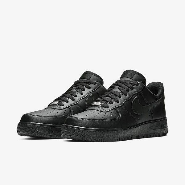 Nike air force store one triple black