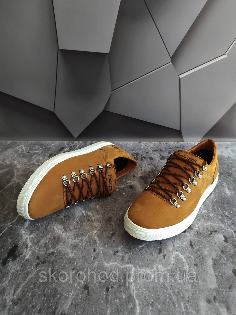 Чоловічі кросівки натуральний нубук Timberland рудий 40-45 р