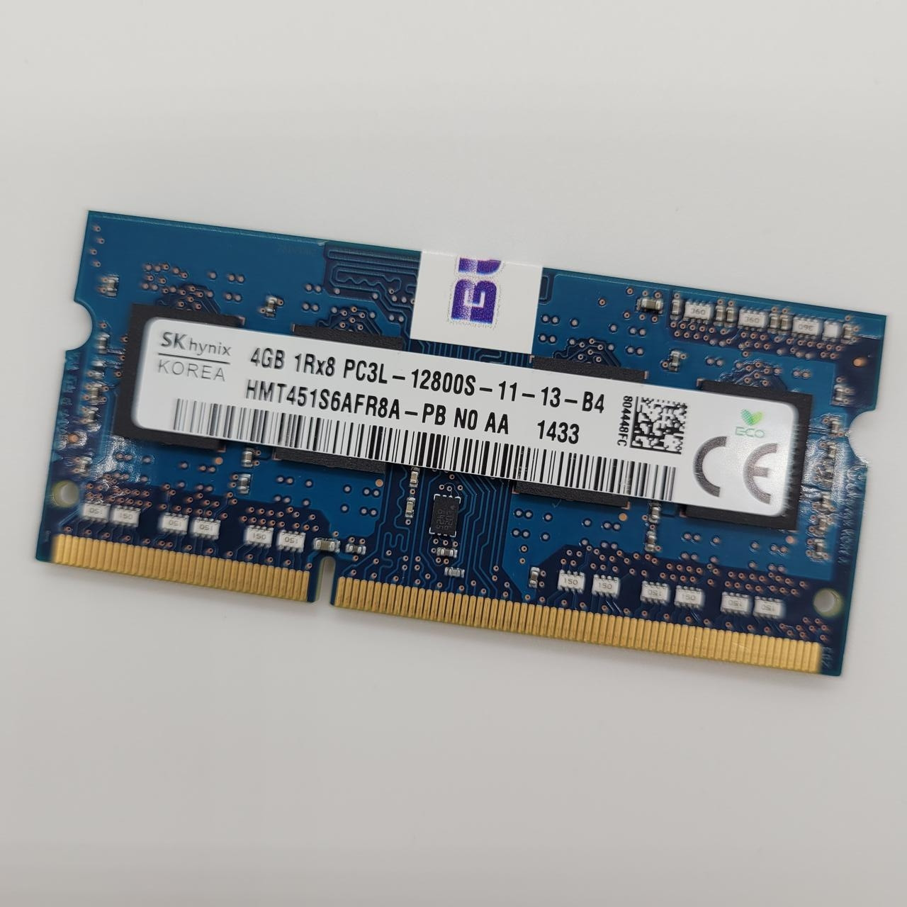 Оперативна пам'ять для ноутбука Hynix SODIMM DDR3L 4Gb 1600MHz PC3L-12800s 1R8 CL11 (HMT451S6AFR8A-PB N0 AA) Б/В
