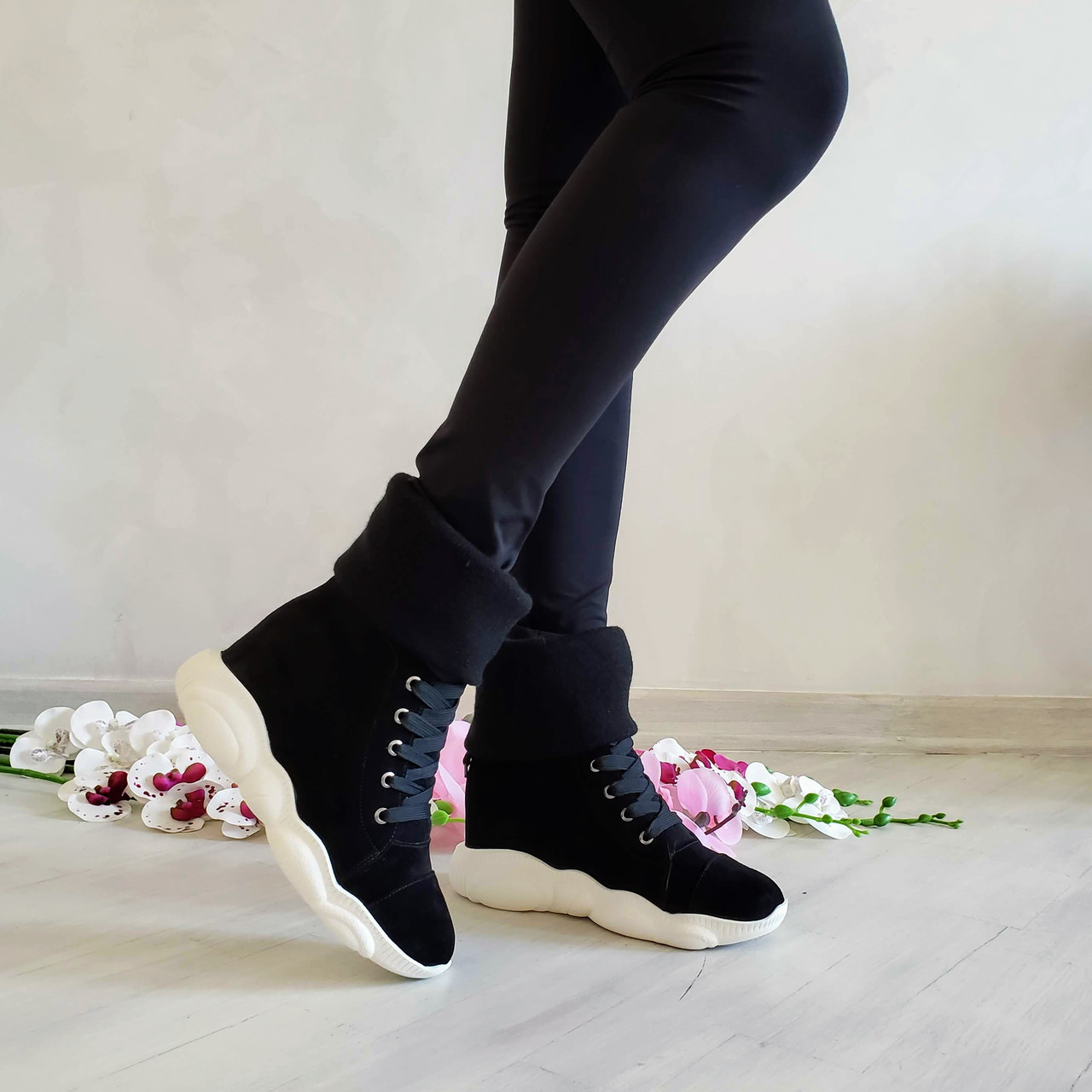 Жіночі снікерси з панчохом-довком на танкетці в натуральній шкірі та замші, фото 1