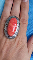 Серебряное кольцо с розовым кораллом