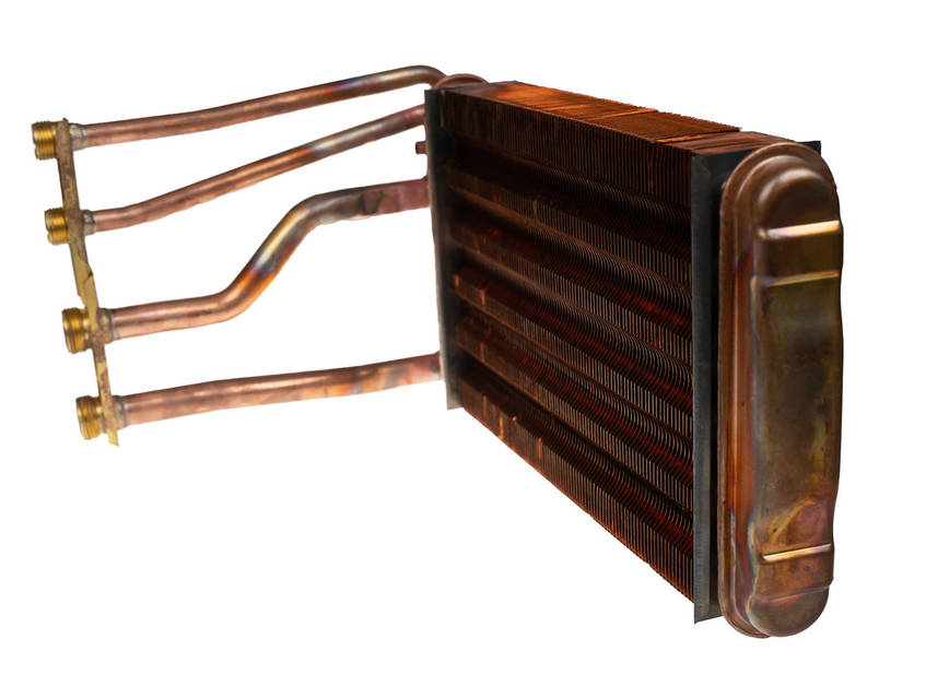 Жігіт басқа жігіттің сиқырын сорып алады. Қарау Топтық секс фотодағы әйелім