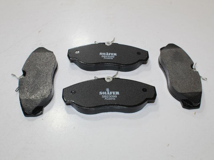 Колодки передні гальмівні Renault Trafic, Opel Vivaro, Nissan Primastar (98-) GDB1478