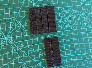 Застібка для бюстгальтера на 3 крючка 5х5см чорний