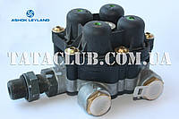 Клапан тормозов пневмосистемы четырехконтурный защитный KNORR-BREMSE /Ashok Leyland
