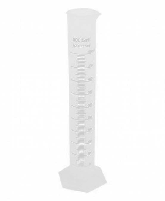 Циліндр вимірювальний пластиковий з носиком 500 мл.