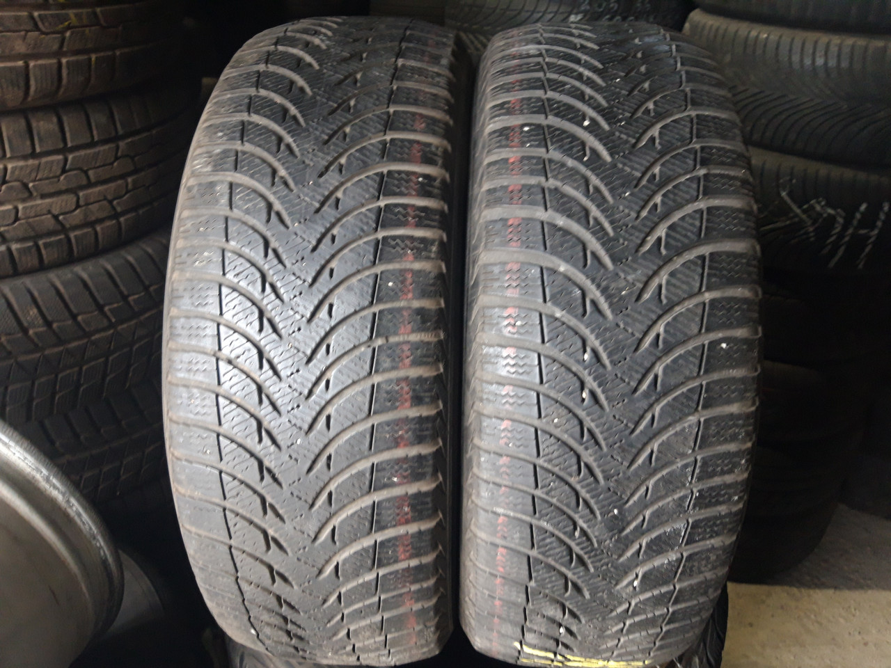 Пара зимніх шин 205/55/16 Michelin  Alpin A4,з Германії без пробігу по Україні