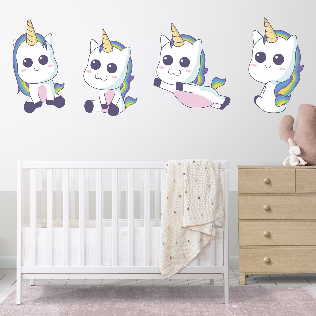 Набір наклейок на стіну в дитячу кімнату "Єдинороги" (4 елементи) з оракалу