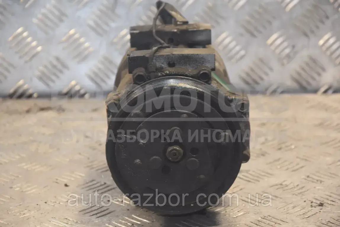 Компресор кондиціонера Volvo V40 1.9di 1995-2004 7700872159 146312