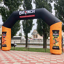 Пневмоарка рекламна вулична конструкція