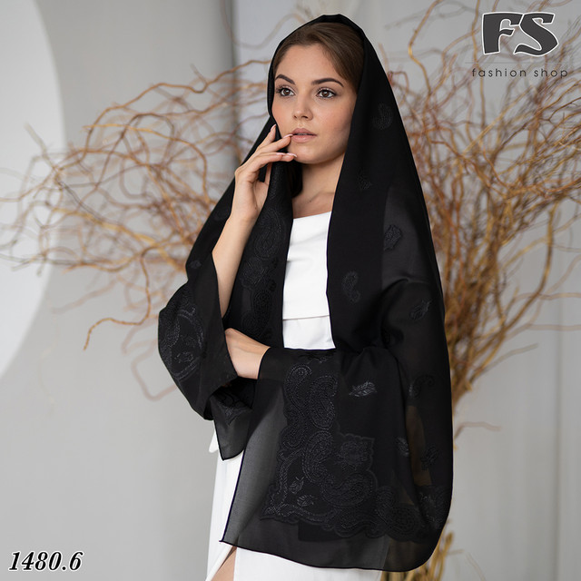 чорний нарядний шарф