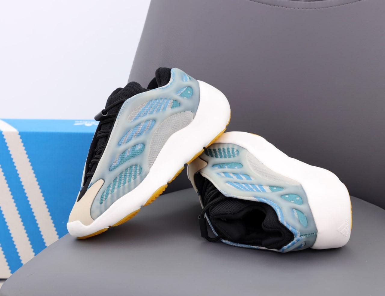 Yeezy y700 sales
