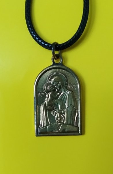 Оберіг ладанка Почаївської ікони Божої Матері / натільна іконка Богородиця Почаївська