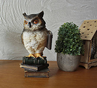 Статуетка Філін малий з книгами 8*8*15 Гранд Презент 02-90104C