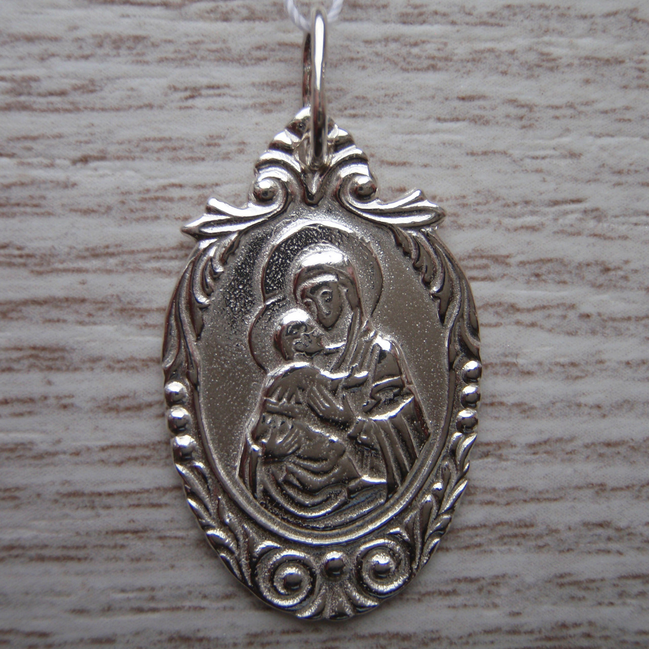 Срібна підвіска-ладанка Пресвята Богородиця