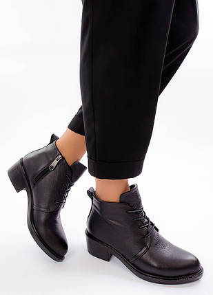 Модні жіночі черевики натуральна шкіра із шнурівкою та зручними підборами D20KB, фото 1